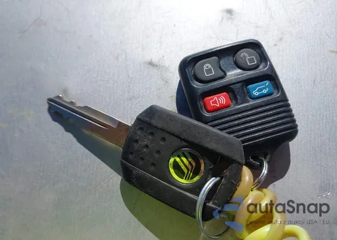 2005 Mercury Mountaineer из США, поврежденный, VIN 4M2ZU86E65UJ20179